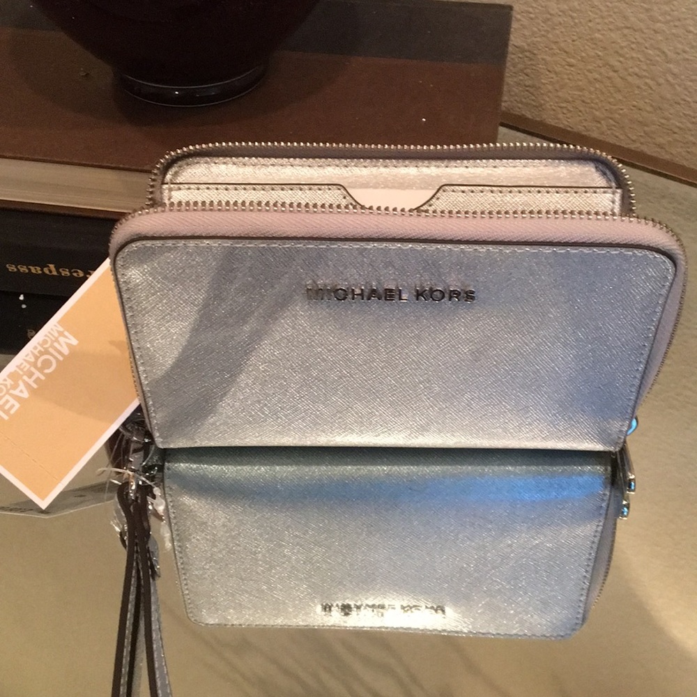 Michael Kors metallic wallet NWT